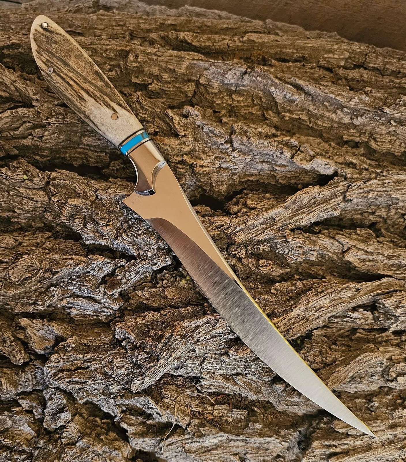 Premium Custom Handmade Fillet Knife – D2 Steel Blade with Genuine Stag Horn Handle & Turquoise Inlay