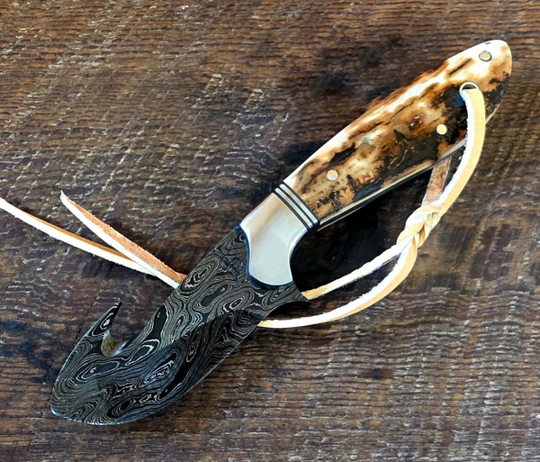 &nbsp;8" Custom Handmade Damascus Steel Hunting Knife - Premium Genuine Bone Handle Fixed Blade Gut-Hook Skinner Knife with Leather Lanyard