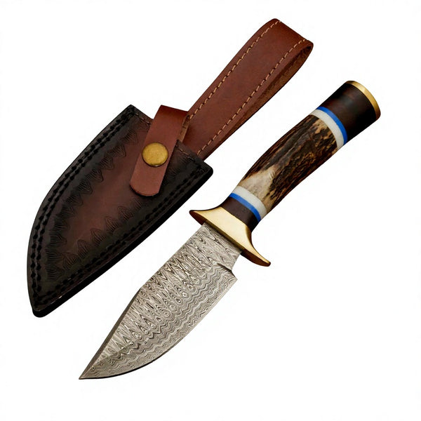 The Woodland Warrior – Hand-Forged Stag Handle Knife with Damascus Blade for Hunting