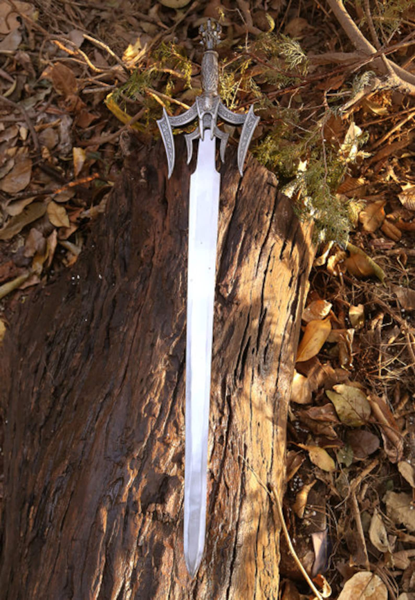 Handcrafted Fantasy Medieval Dark Knight Sword – Decorative Cosplay & Wall Hanging Display Blade