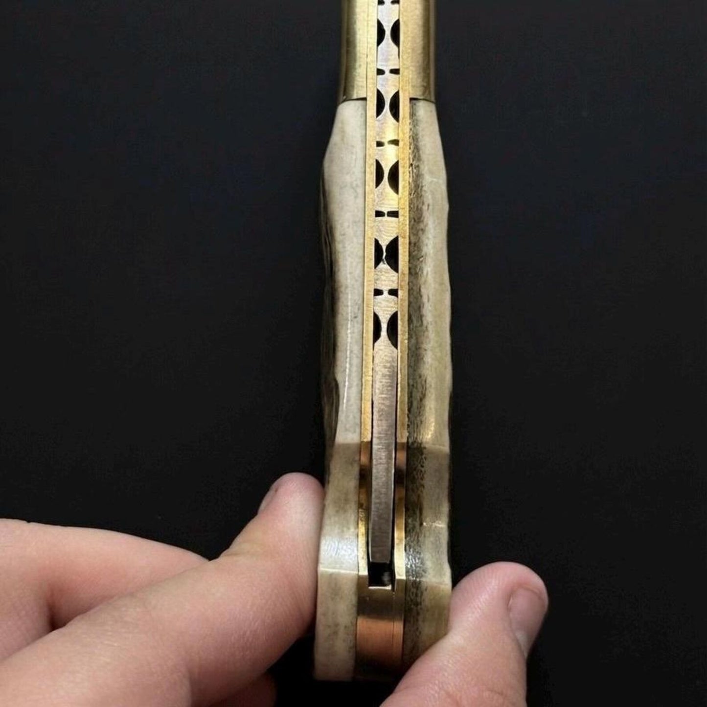 Custom Handmade Damascus Steel Lockback Folding Knife | Authentic Stag Antler Horn Handle with Brass Bolster | Premium Heavy Duty Hunting EDC Knife